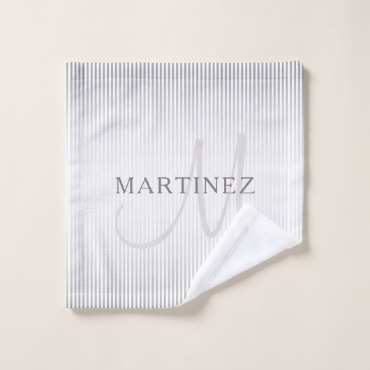 Eleganter Name Monogram & Thin Gray Ombre Streifen Badhandtuch Set (Waschlappen)