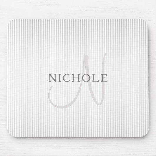 Eleganter Name Monogram & Thin Gray Ombre Streifen Mousepad (Vorne)