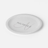 Eleganter Name Monogram & Thin Gray Ombre Streifen Pappteller (Schrägansicht)
