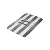 Eleganter Name Monogramm Streifen Grau Badematte (Schrägansicht)