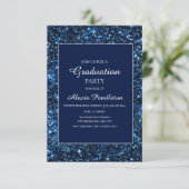 Eleganter Navy Blue Glitzer Abschluss Einladung (Stehend Vorderseite)