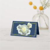 Eleganter Navy Blue Gold White Rose Doppelrahmen Platzkarte (Rückseite)