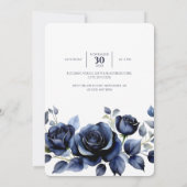 Eleganter Navy Blue Rose Blumen- und Goldschwarzra Einladung (Rückseite)