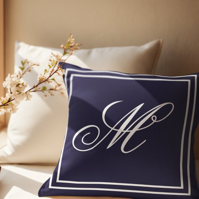 Eleganter Navy-Throw für Monogramm Kissen (Von Creator hochgeladen)