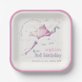 Eleganter Niedlich rosafarbener Kite Himmel Wolken Pappteller (Vorderseite)