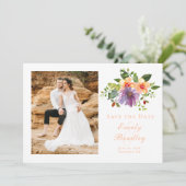 Eleganter Peach Floral Foto QR Code Save the Date Einladung (Stehend Vorderseite)
