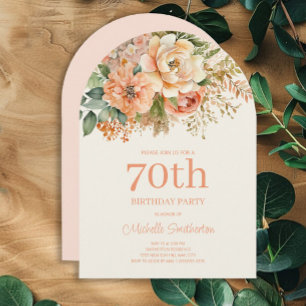 Eleganter Pfirsich-Creme-Blumen-70. Geburtstagsbog Einladung