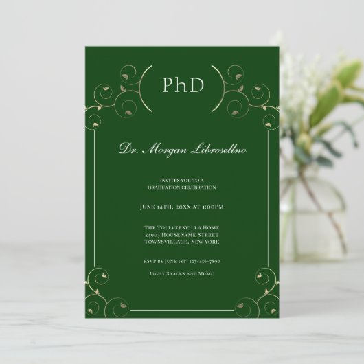 Eleganter PhD Gold Green Abschluss Einladung (Stehend Vorderseite)