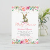 Eleganter Pink Floral Gold Glitzer Bunny Baby Show Einladung (Stehend Vorderseite)