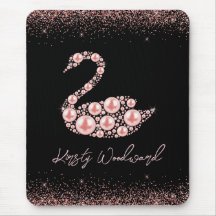 Eleganter Pink Pearl Swan auf schwarzem Hintergrun