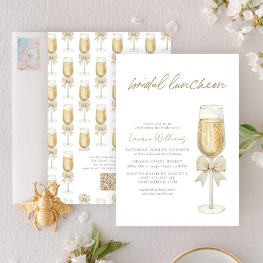 Eleganter QR-Code Champagne Chic Bow Braut-Luncheo Einladung