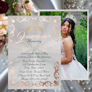 Eleganter Rahmen & Foto auf weißer Quinceanera Folieneinladung