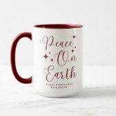 Eleganter Red Script Weltfrieden Frohe Weihnachten Tasse (Links)
