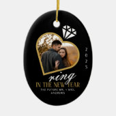 Eleganter Ring in der Neujahrsweihnacht der Verlob Keramik Ornament (Vorne)