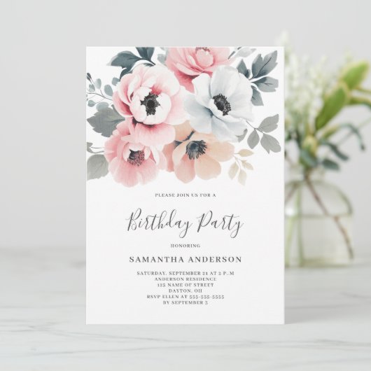 Eleganter rosa Blumengeburt Einladung (Stehend Vorderseite)