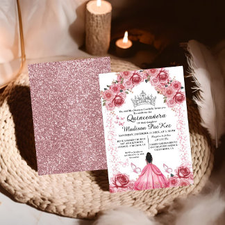 Eleganter rosa Blütenschmetterling Quinceanera Einladung