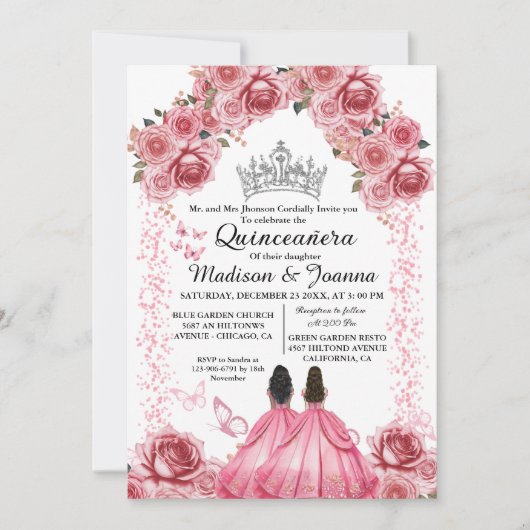 Eleganter rosa Blütenschmetterling Twin Quinceaner Einladung (Vorderseite)