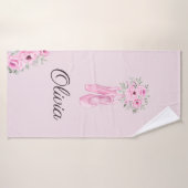 Eleganter rosa Floral Ballerina Personalisierter N Badehandtuch (Badehandtuch)