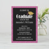 Eleganter Rosa Glitzer Cap Abschluss Einladung (Stehend Vorderseite)