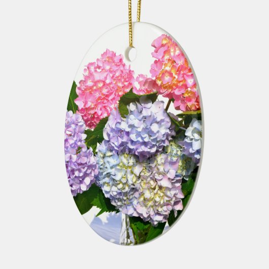 Eleganter, rosa, lila-blauer Hydrangea-Bouquet Keramikornament (Links)