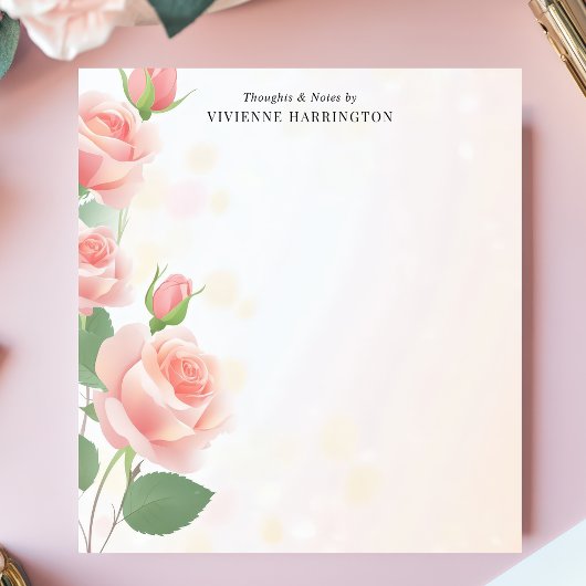 Eleganter rosa Roses Personalisierter Name Notizblock