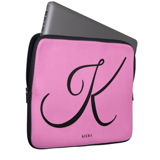 Eleganter rosafarbener Monogramm-Laptop-Sieb Laptopschutzhülle (Vorne Rechts)