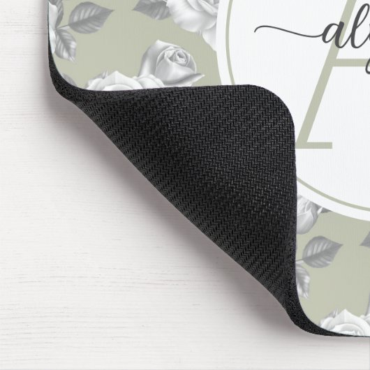 Eleganter Rose Garden in Sage Green Monogram Mousepad (Ecke)