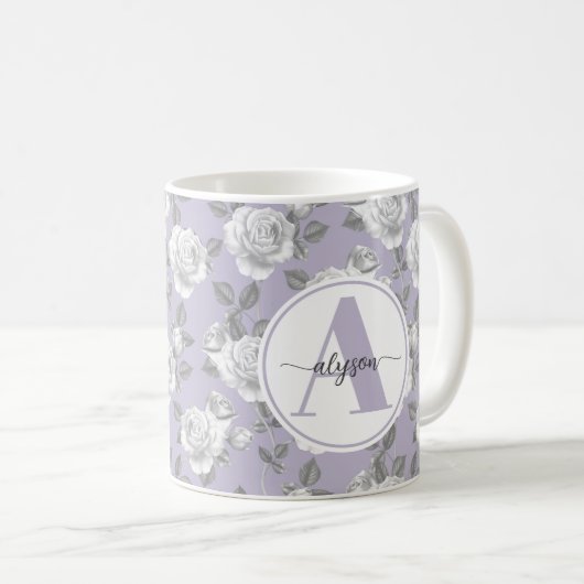Eleganter Rose Garten in Lavender Monogram Tasse (VorderseiteRechts)