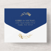 Eleganter Royal Blue und Gold Foliage Wedding Arch All In One Einladung (Rückseite)