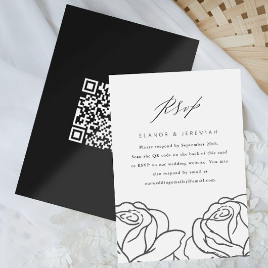 Eleganter RSVP mit QR-Code für Black Floral Weddin Karte