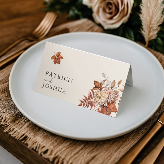 Eleganter rustikaler Herbst geklappt Hochzeitsfeie Platzkarte