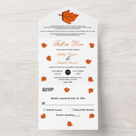 Eleganter rustikaler Herbst hinterlässt schicke Ho All In One Einladung (Innen Boden)