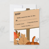 Eleganter rustikaler Pumpkin Herbst verlässt Hochz RSVP Karte (Vorderseite)