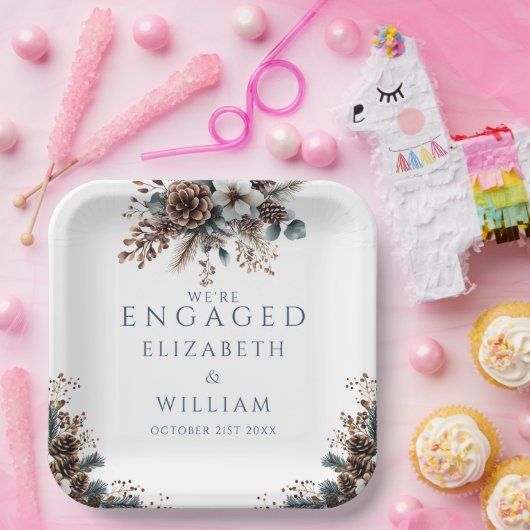 Eleganter Rustikaler Wald Pinecones Engagement Par Pappteller (Party)