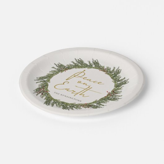 Eleganter rustikaler Weltfrieden Weihnachtskranz Pappteller (Schrägansicht)