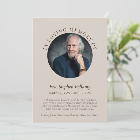 Eleganter Sand & Brown im Love Memory Ankündigung (Stehend Vorderseite)