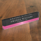 Eleganter Satin-Farbverlauf in Schwarz und Rosa Namensplakette (Seite)