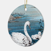 Eleganter Schwan mit Baby in Blue Lake Keramikornament (Links)