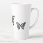 Eleganter Schwarz-Weiß-Schmetterling Milchtasse (Rechts)