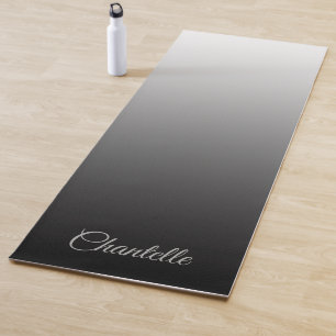 Eleganter Schwarz-Weiß-Stil mit Individuelle Name Yogamatte