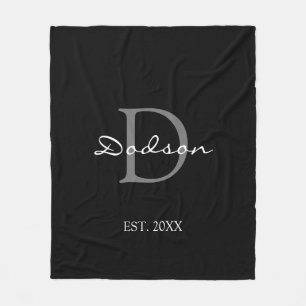 Eleganter Schwarz-weißer Skriptmonogrammname Fleecedecke