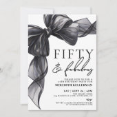 Eleganter schwarzer Bogen Fifty & Fabulous 50. Geb Einladung (Vorderseite)