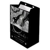 Eleganter Schwarzer Foil & Silberner Glitzer Agate Mittlere Geschenktüte (Rückseite Schrägansicht)