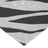 Eleganter Schwarzer Glitzer Silver Zebra Animal Pr Tischdecke (Schrägansicht)