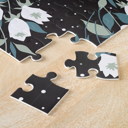 Eleganter schwarzer Hintergrund der Tulip-Blume Puzzle (Seite)