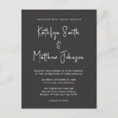 Eleganter schwarzer QR-Code in einer modernen Hoch Einladungspostkarte (Vorderseite)