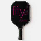 Eleganter schwarzer rosa Name Fünfzig und fantasti Pickleball Schläger (Rückseite)