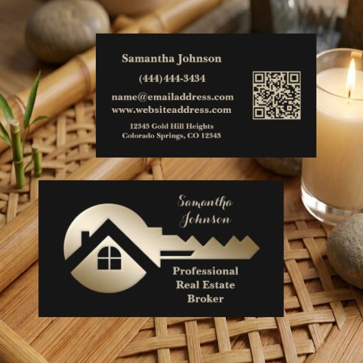 Eleganter schwarzer Schlüssel mit goldenem QR-Code Visitenkarte