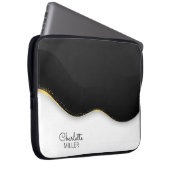 Eleganter Schwarzweiß-Abstrakter Wellengang und In Laptopschutzhülle (Vorne Rechts)