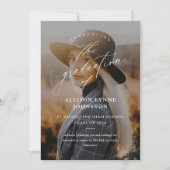 Eleganter Script 2 Foto Abschluss Einladung (Vorderseite)